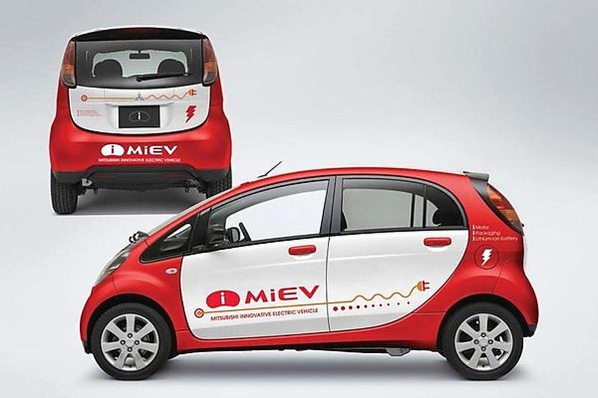 Gleiche Branche, anderer Hersteller: Ebenfalls 2009 bringt Mitsubishi in Deutschland das Elektroauto „i-MIEV“ auf den Markt. Ein Prototyp hieß sogar „i-MiEV SPORT AIR“. Unklar ist, ob die unterirdisch schlechten Verkaufszahlen der Technik oder dem Namen geschuldet sind. Fakt ist: An dieser Sache stinkt etwas...