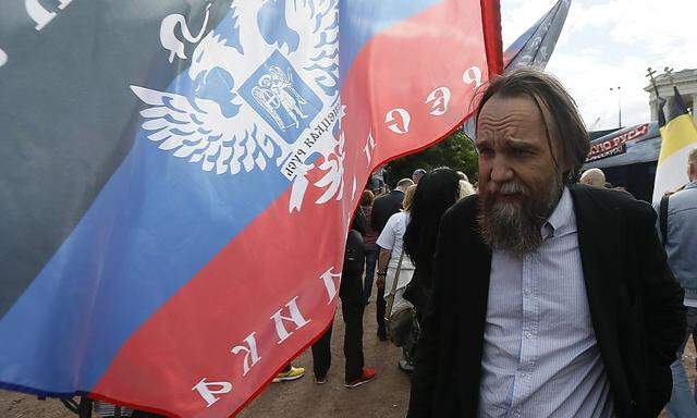 Alexander Dugin denkt nicht gern in kleinen Einheiten.
