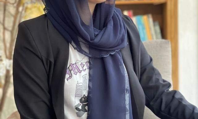 Sodaba Bayani macht Mädchen Mut: Sie bringt ihnen Englisch und Informatik bei. 