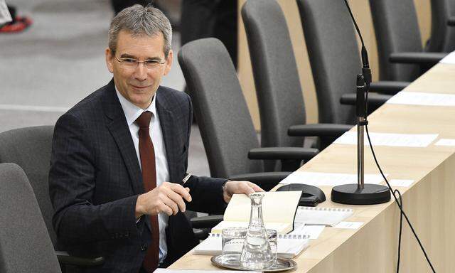  Finanzminister Hartwig Löger