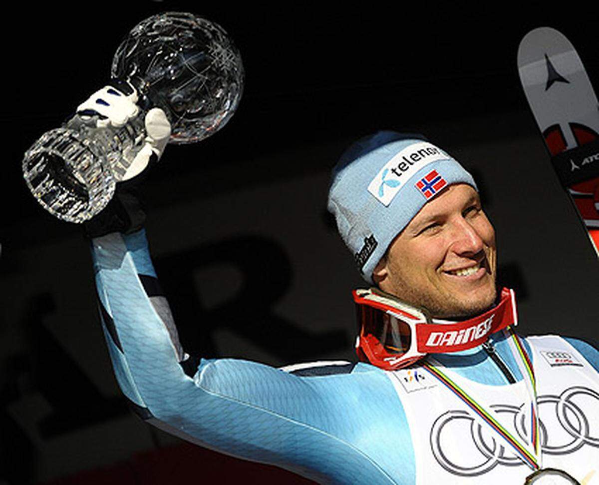 Auch in der Super-G-Spezialwertung heißt der Sieger Aksel Lund Svindal. Der Norweger gewann in Beaver Creek und kürte sich zum Nachfolger von Hannes Reichelt, der 2007/08 die Kugel erobert hatte.