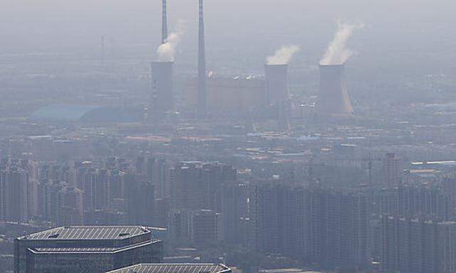 Smog beeinträchtigt die Abläufe am Flughafen in Peking
