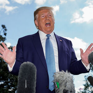 Donald Trump in Washington vor dem Abflug mit dem Helikopter zu einem Termin mit Kriegsversehrten am 4. Oktober.