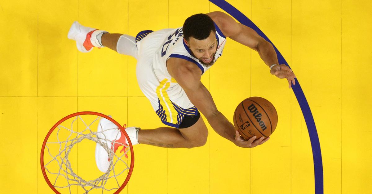 NBA star Curry extends contract with Golden State Warriors | DiePresse.com