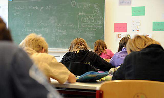 Schule, Schï¿½ler, Unterricht, Lernen, Lehrer, Nachmittagsbetreuung, Ganztagsschule, Ausbildung, Wissen