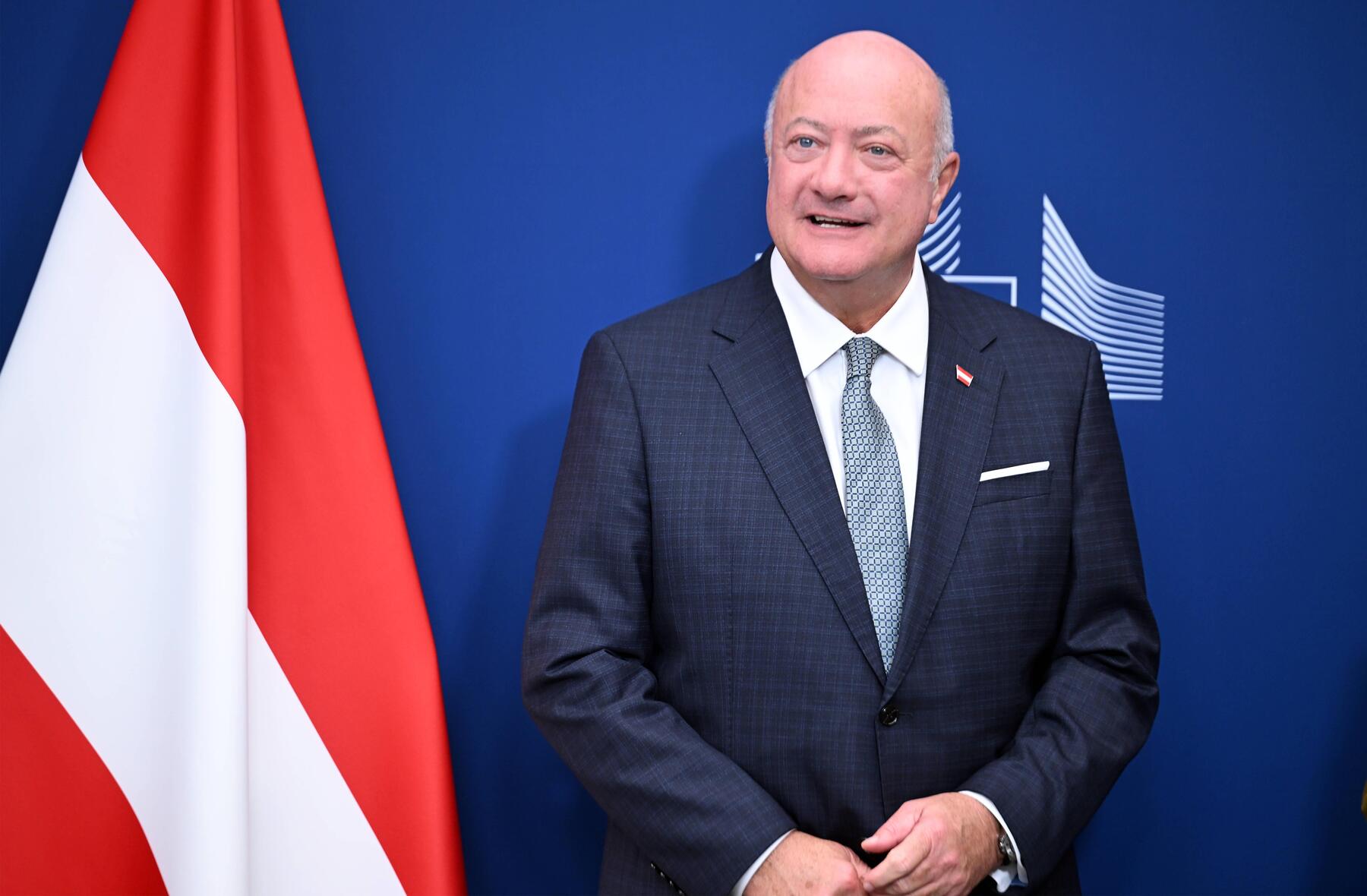 Stocker: 'We must talk with Putin'