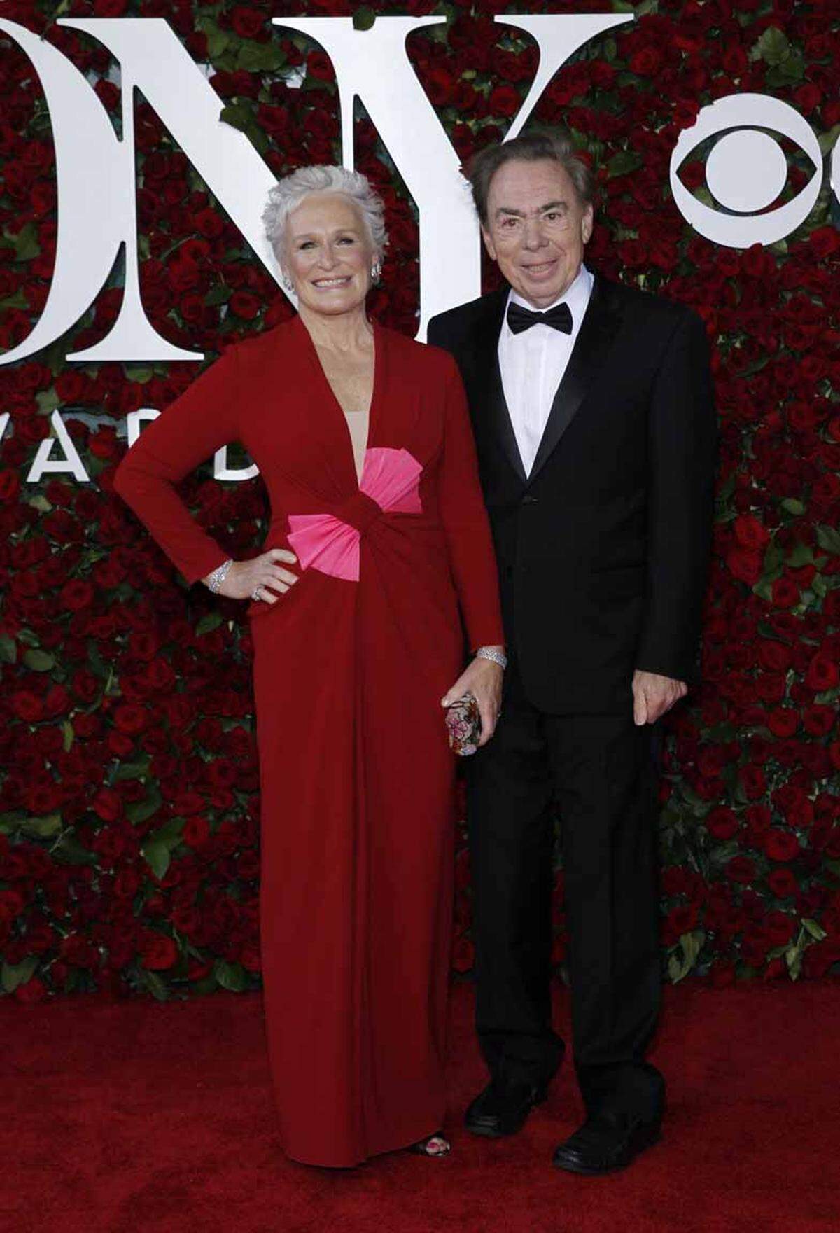 Glenn Close konnte in Rot und Pink an der Seite von Andrew Lloyd Webber überzeugen.    