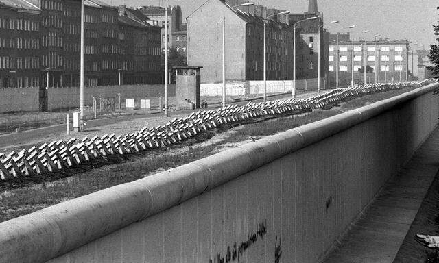 DDR: Unter dem Todesstreifen in die Freiheit