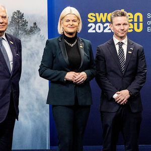 Archivbild: EU-Außenbeauftragter Josep Borrell, Österreichs Verteidigungsministerin Klaudia Tanner und Schwedens Verteidigungsminister Pal Jonson. Schweden hat derzeit den EU-Vorsitz inne.