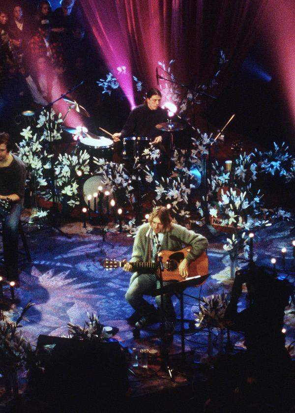 Krist Novoselic, Dave Grohl, Kurt Cobain und Pat Smear beim MTV-Unplugged-Konzert in New York, das Nirvanas Vermächtnis wurde. 