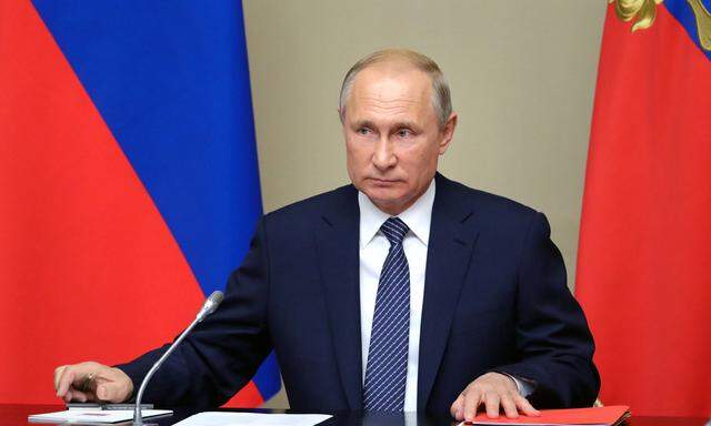 Wladimir Putin hat schon mehrmals angekündigt, sich im internationalen Handel vom US-Dollar verabschieden zu wollen.