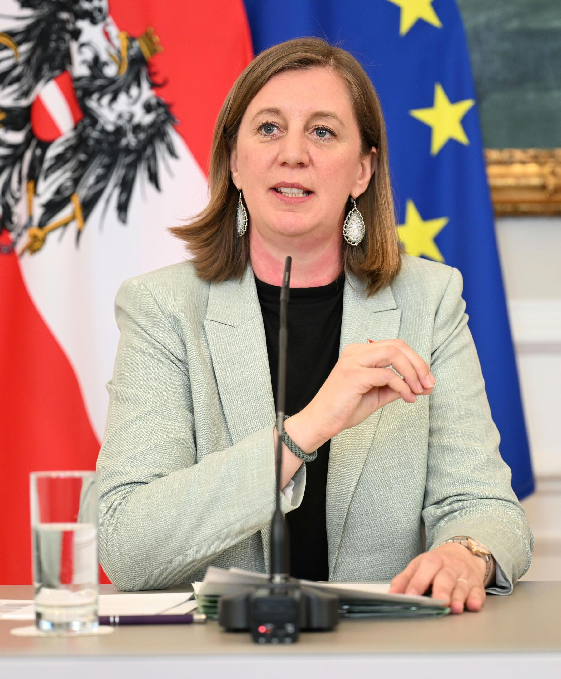 State Secretary Eibinger-Miedl wants to make private provisions tax-advantaged