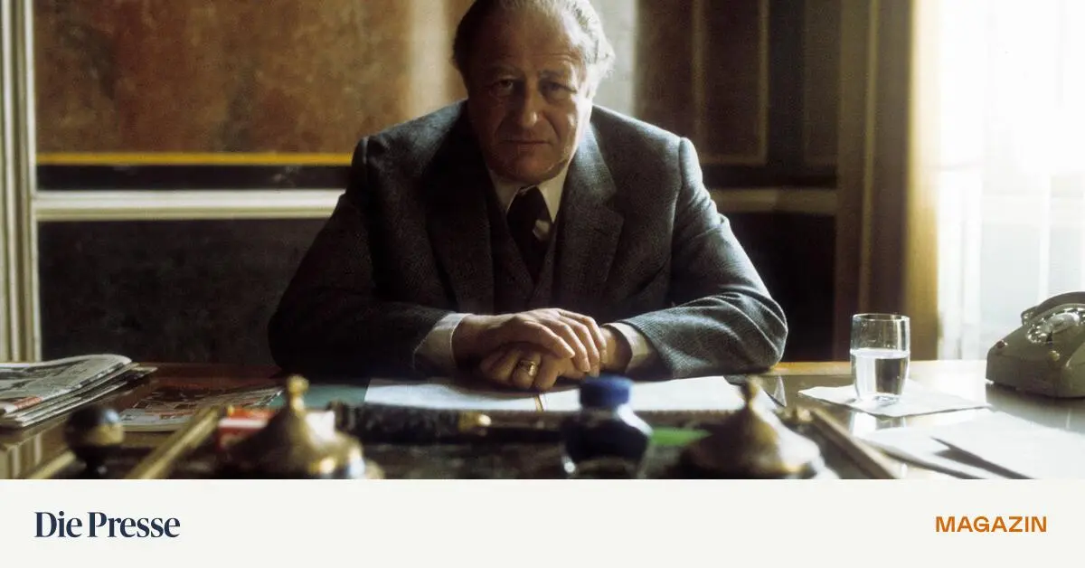 -Das-Kabinett-des-Bundeskanzlers-wird-abgeh-rt-premium-