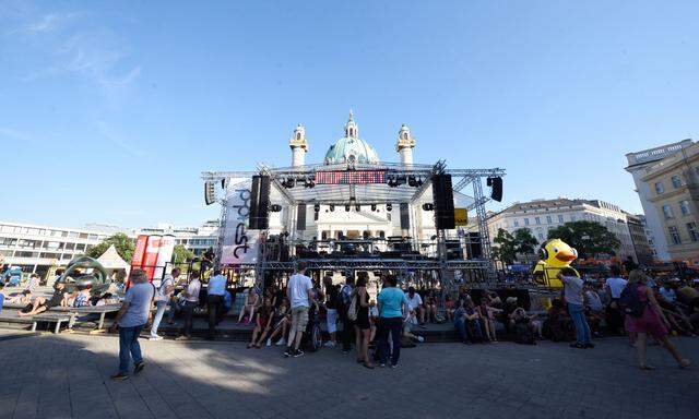 Das Popfest findet heuer zum einem großen Teil nicht am Karlsplatz sondern in der Arena statt. (Archivbild)