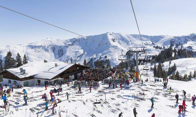 Restaurant Sonnenrast im Skigebiet Kitzbühel