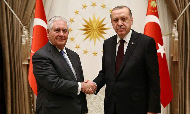 Turkish President Tayyip Erdogan meets U.S. Secretary of State Rex Tillerson in Ankara