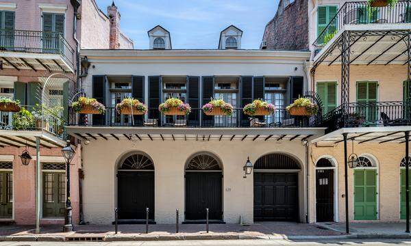 1830 im typischen Stil von New Orleans gebaut.