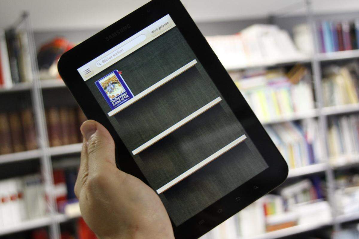 Neben dem Readers Hub ist aber noch eine Anwendung namens eBook auf dem Galaxy Tab vorinstalliert. Diese dient aber rein als Lesegerät, Bücher muss man manuell importieren.