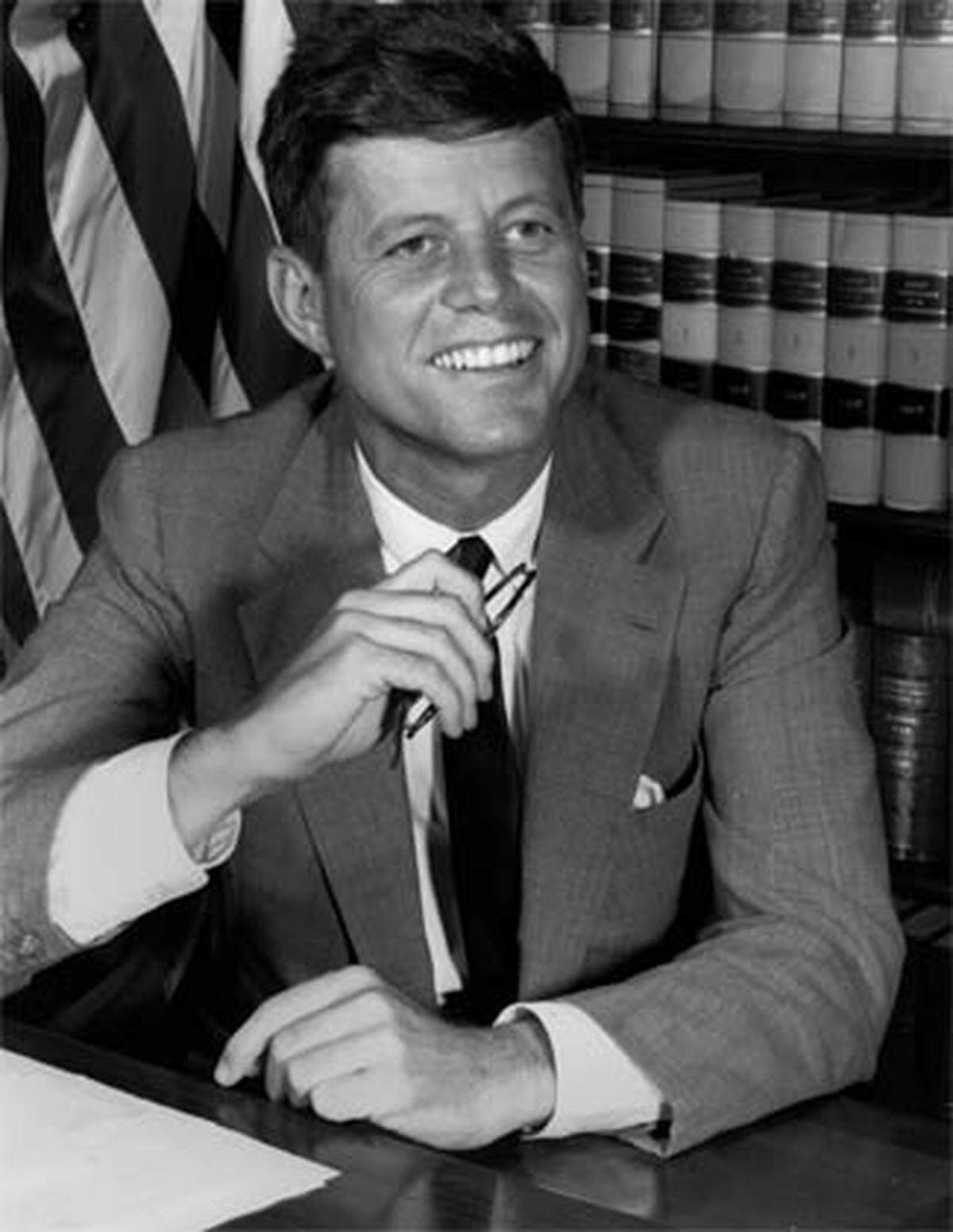 Als "der" sexy Politiker schlechthin gilt wohl nach wie vor John F. Kennedy. Dem 1963 ermordeten US-Präsidenten wurden unzählige Affären nachgesagt - unter anderem auch mit Marilyn Monroe.