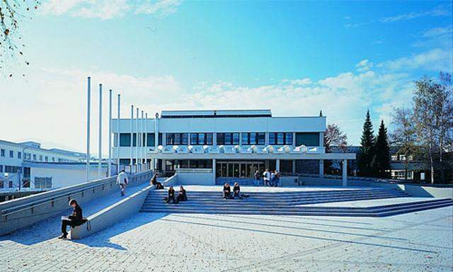 Rektorat Klagenfurt Studenten besetzt