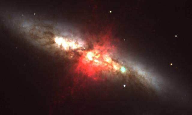 Galaxie M82 with Supernova SN2014J (Symbolbild)