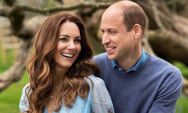 Ein Bild, das anlässlich des 10. Jahrestags ihrer Hochzeit Ende April veröffentlicht wurde: Prinz William und Herzogin Kate werden zu Youtubern.