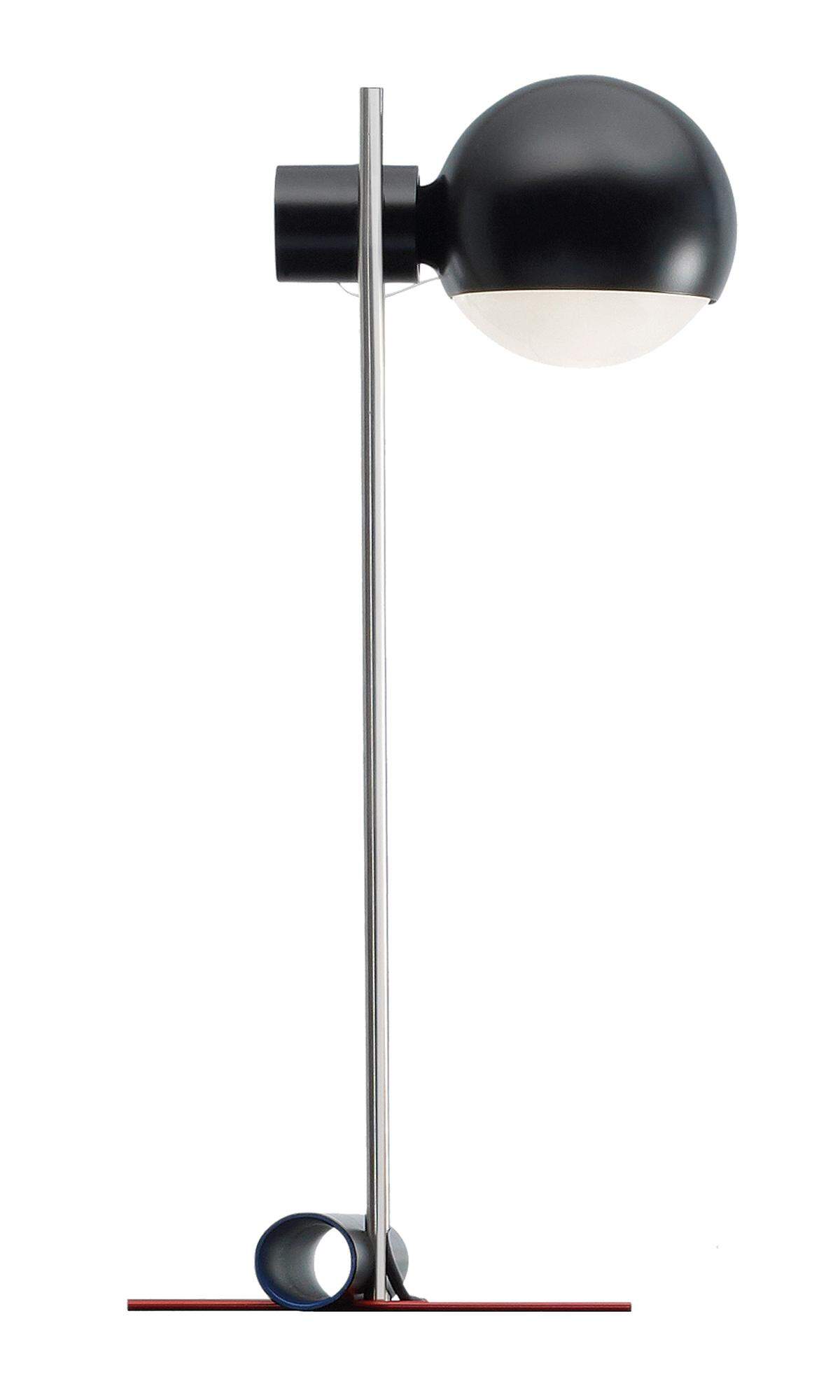 Tecta. Gerrit Rietveld entwarf die „Tafellampje" 1925. Für 2019 grub der Hersteller ihre Zeichnungen aus.