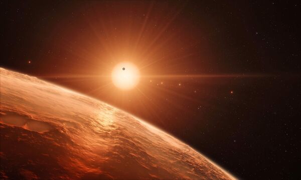 Oberfläche eines der Planeten des Systems "Trappist-1" 