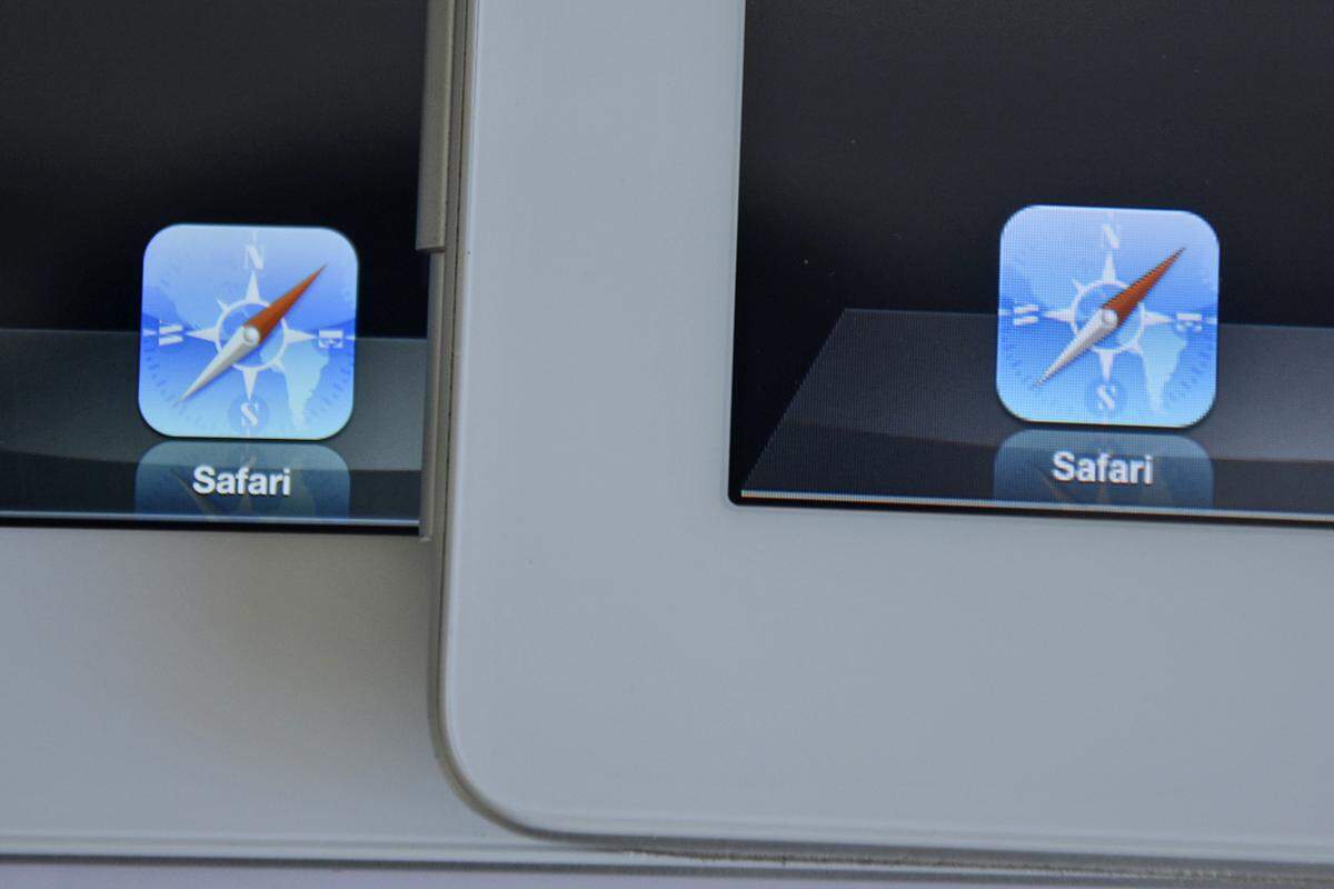 Deutliche Unterschiede sind bei den Icons am Homescreen erkennbar. Beim iPad 2 ist noch ein deutlicher Pixelraster erkennbar (rechts) - am neuen iPad nicht.