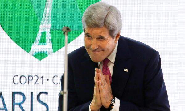 "Könnt Ihr Euch das vorstellen - Außenminister John Kerry (Bild) hat gerade behauptet, die gefährlichste Waffe heutzutage sei der Klimawandel. Lächerlich." (auf Twitter, 14. Februar 2014)
