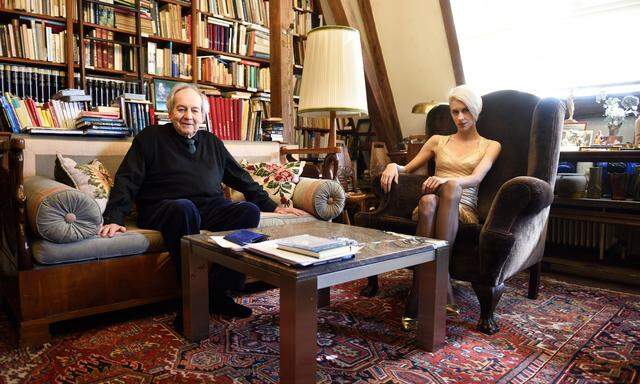 Otto Schenk und Lisa Eckhart unterhielten sich in der Wohnung des Künstlers.