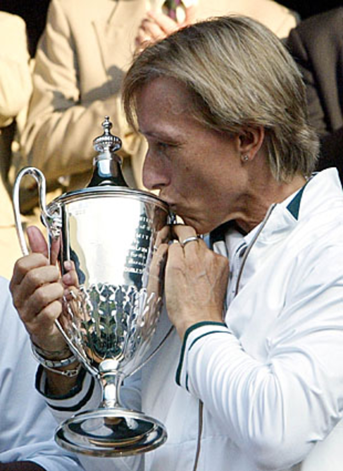 Mit 18 Siegen in Grand-Slam-Turnieren von 1975 bis 1990 wurde die gebürtige Tschechin zu einer der erfolgreichsten Tennis-Spielerinnen aller Zeiten. 1994 erklärte die 37-Jährige ihren Rücktritt vom Profisport. Im Jahr 2000 kehrte sie in die Tenniswelt zurück und holte noch 12 Siege in Doppel- und Mixedturnieren.