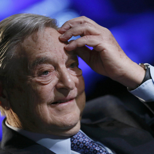 George Soros: Der alternde Milliardär sieht sein politisches Lebenswerk wenn nicht in Trümmern, dann zumindest in Gefahr.
