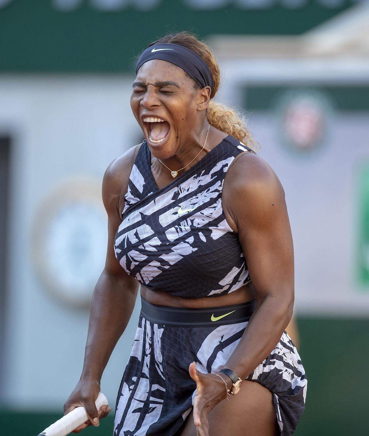 Tennis-Profi Serena Williams hat im Laufe ihrer Karriere gut verdient. Ihr Vermögen wird auf 225 Mio. Dollar (199 Mio. Euro) geschätzt. Damit landet sie auf Platz 80.