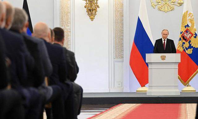 Wladimir Putin bei seiner Rede im Kreml.