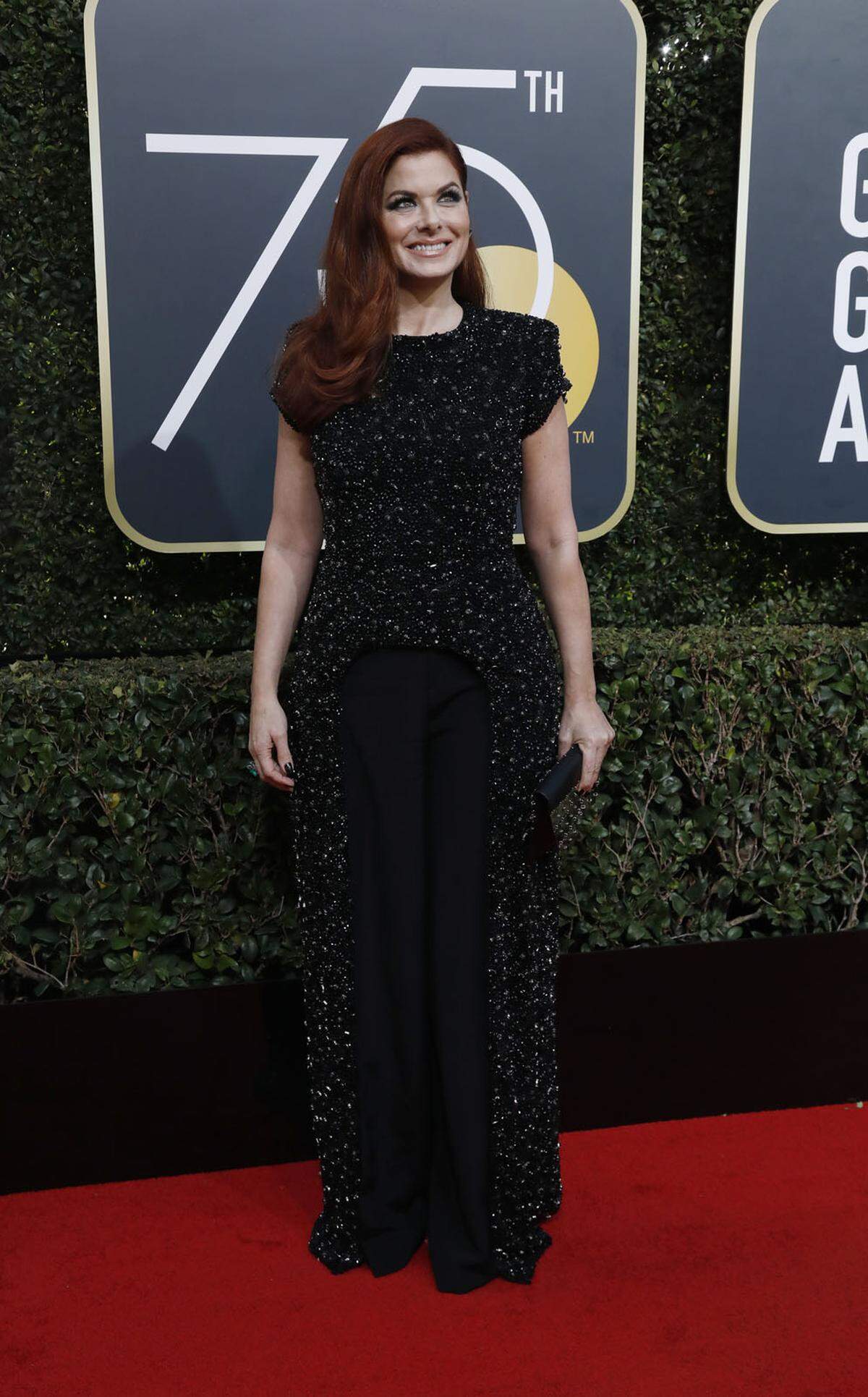 Hose oder Kleid? Beides. Debra Messing in Christian Siriano.