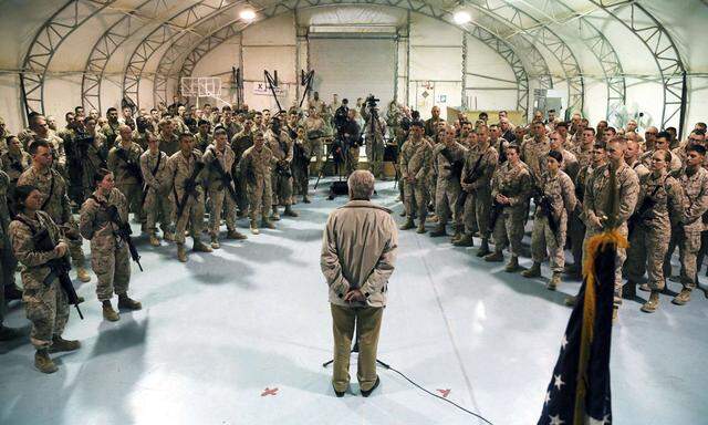 U.S. Defense Secretary Hagel speaks to U.S. troops at Camp Bastion
