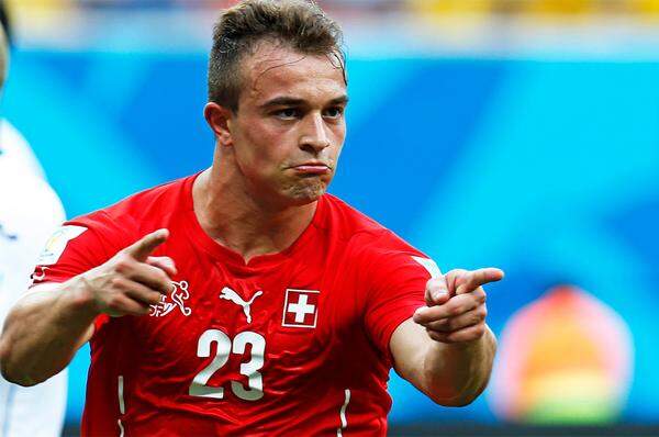 Allen Kritikern gezeigt hat es Xerdan Shaqiri. Der Bayern-Legionär steuert alle drei Treffer der Schweiz beim 3:0 gegen Honduras bei. Damit stehen die Eidgenossen im Achtelfinale.