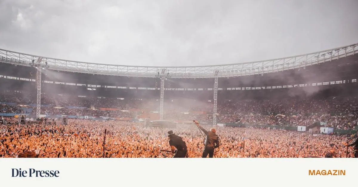 Guns-N-Roses-im-Happel-Stadion-Wie-zwei-Uhrwerke-premium-