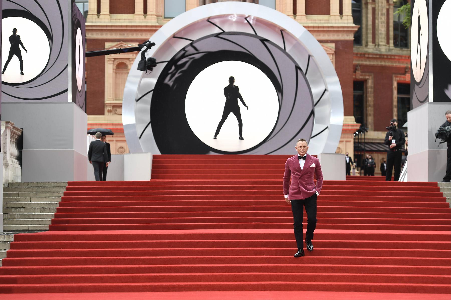 Der neue James Bond soll ein „Unbekannter“ sein