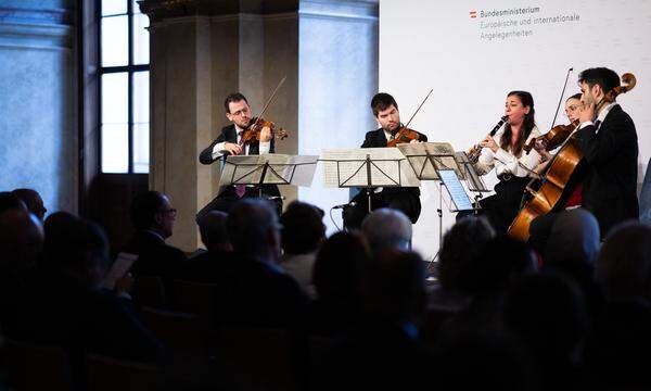 Das Quintett aus Daniel Barenboims West Eastern Diwan Orchestra im Palais Niederösterreich.