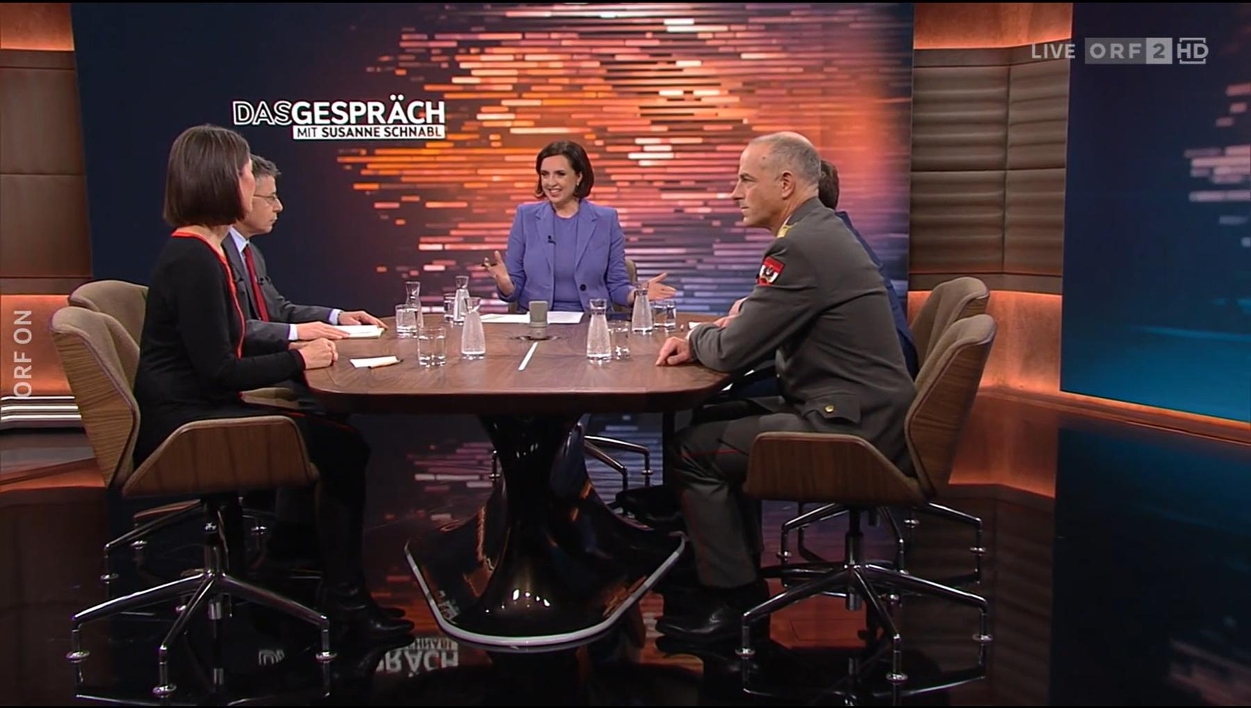 Dirty negotiations and a dubious peace – The Conversation with Susanne Schnabl about Ukraine [premium]