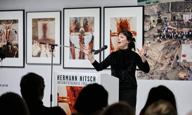 Die junge Nitsch-Expertin Julia Moebus-Puck wird Gründungsdirektorin des neuen Wiener-Aktionismus-Museums. In Wien co-kuratierte sie unlängst im Fotomuseum Westlicht eine Nitsch-Ausstellung. 