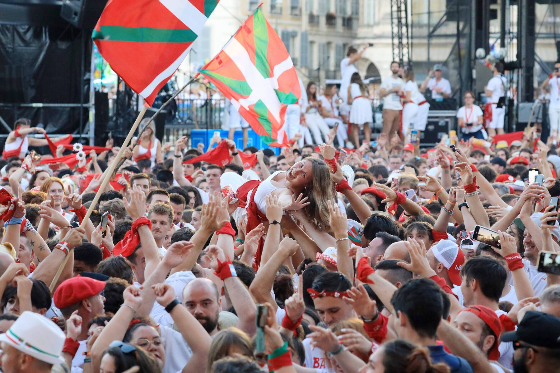 Bei „Griechischer Wein“ lassen sie es krachen: Die Basken haben uns Udo Jürgens geklaut [premium]