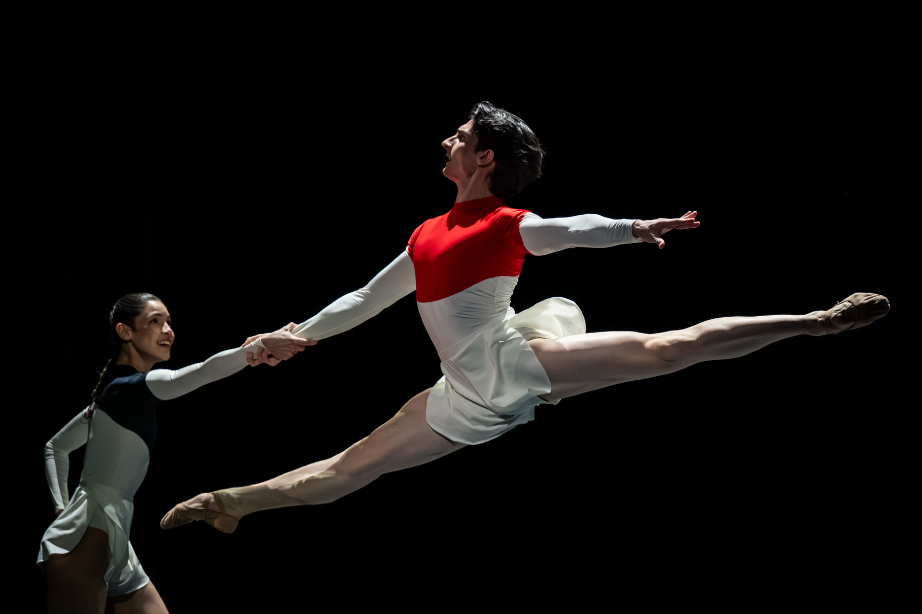 „American Signatures“ an der Volksoper: Ballett mit Bocksprüngen und Hüftschwung [premium]