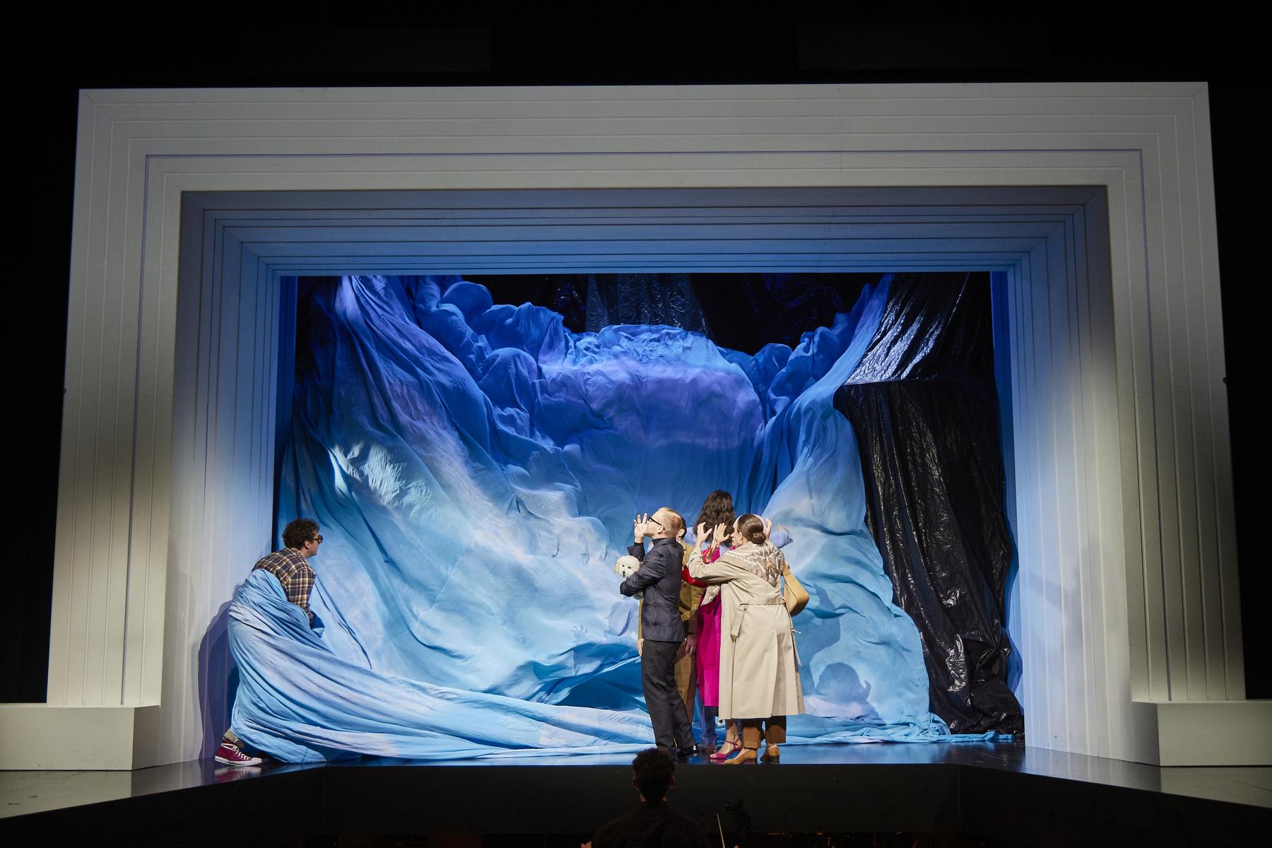 Rossinijeva opera "L'occasione fa il ladro" navdušila v dunajski Komorni operi