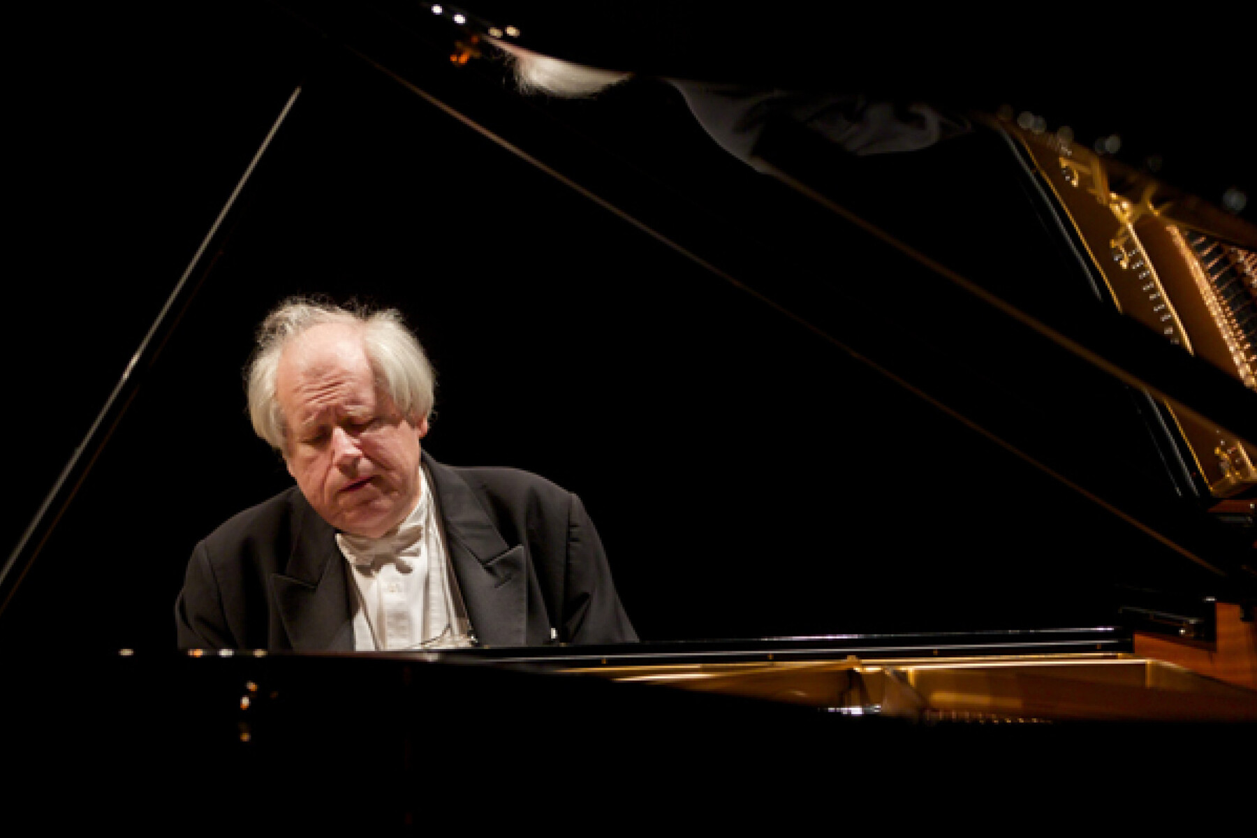 Sokolov im Konzerthaus: Wenn Schubert und Beethoven miteinander reden  [premium]