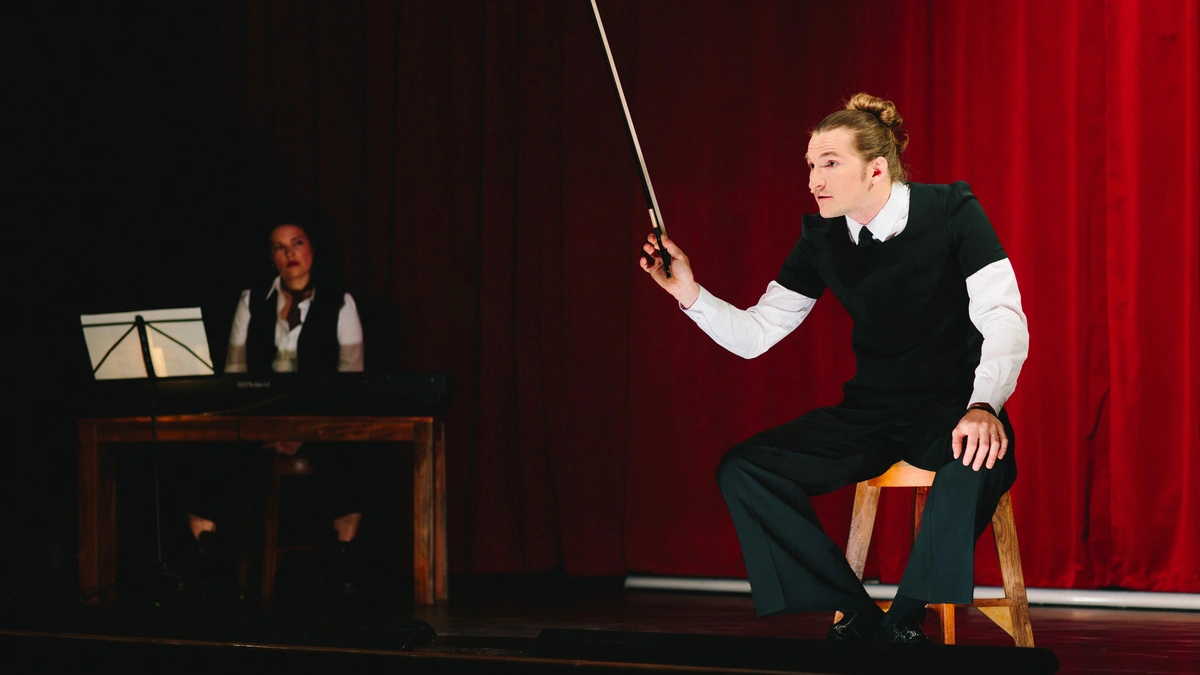 Start-der-Wiener-Festwochen-Chopins-Trauermarsch-als-kabarettistischer-VHS-Kurs-premium-
