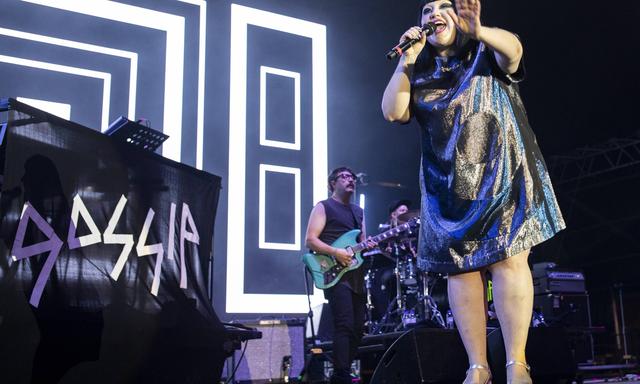 Bethi Ditto bei einem Konzert 2019