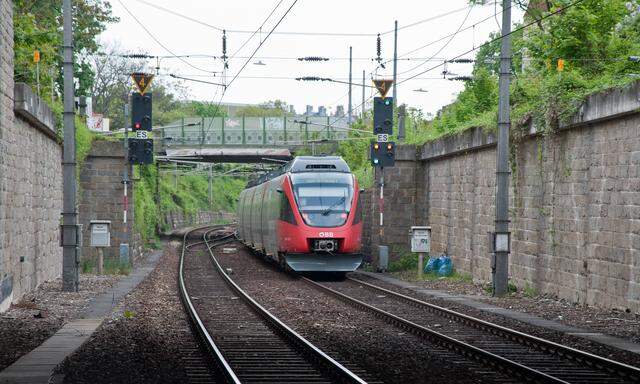 Die S-Bahn soll zwischen Hütteldorf und Meidling nach Modernisierung der Bahntrasse häufiger unterwegs sein. 